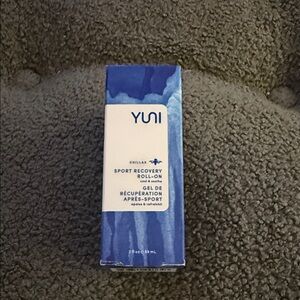 YUNI Chillax Sport Recovery Roll-On - Calming Blue